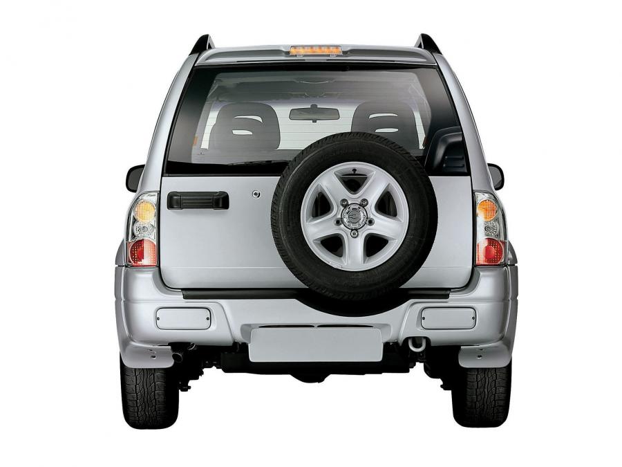  Chevrolet Tracker 2006 года  (фото 11 из 16)